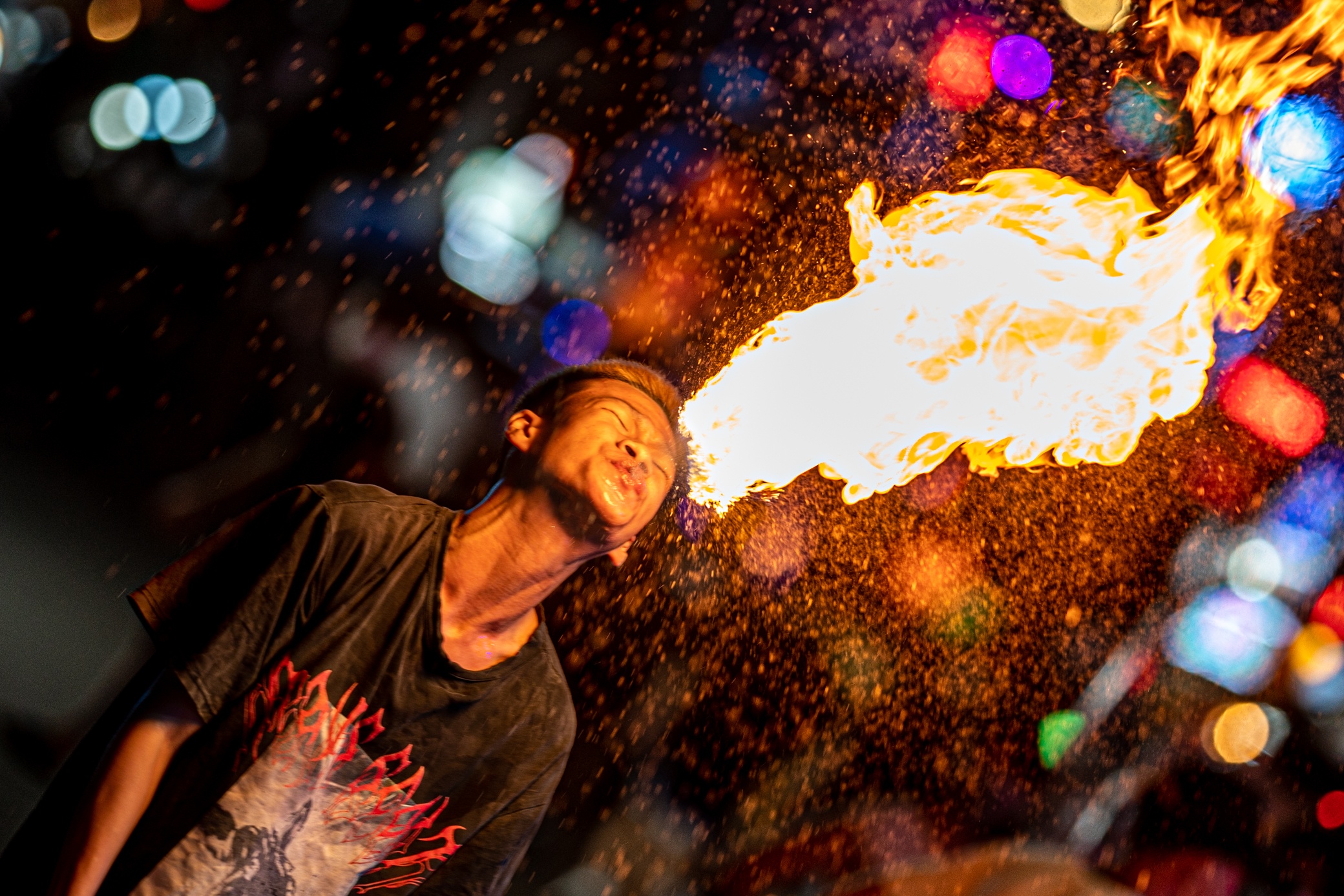 Bui Vien dong nghet anh 2