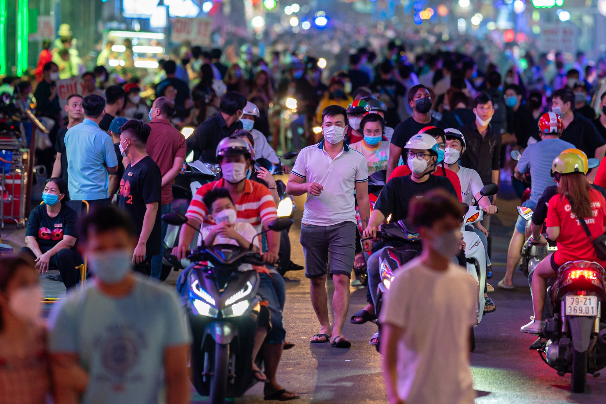 Bui Vien dong nghet anh 4