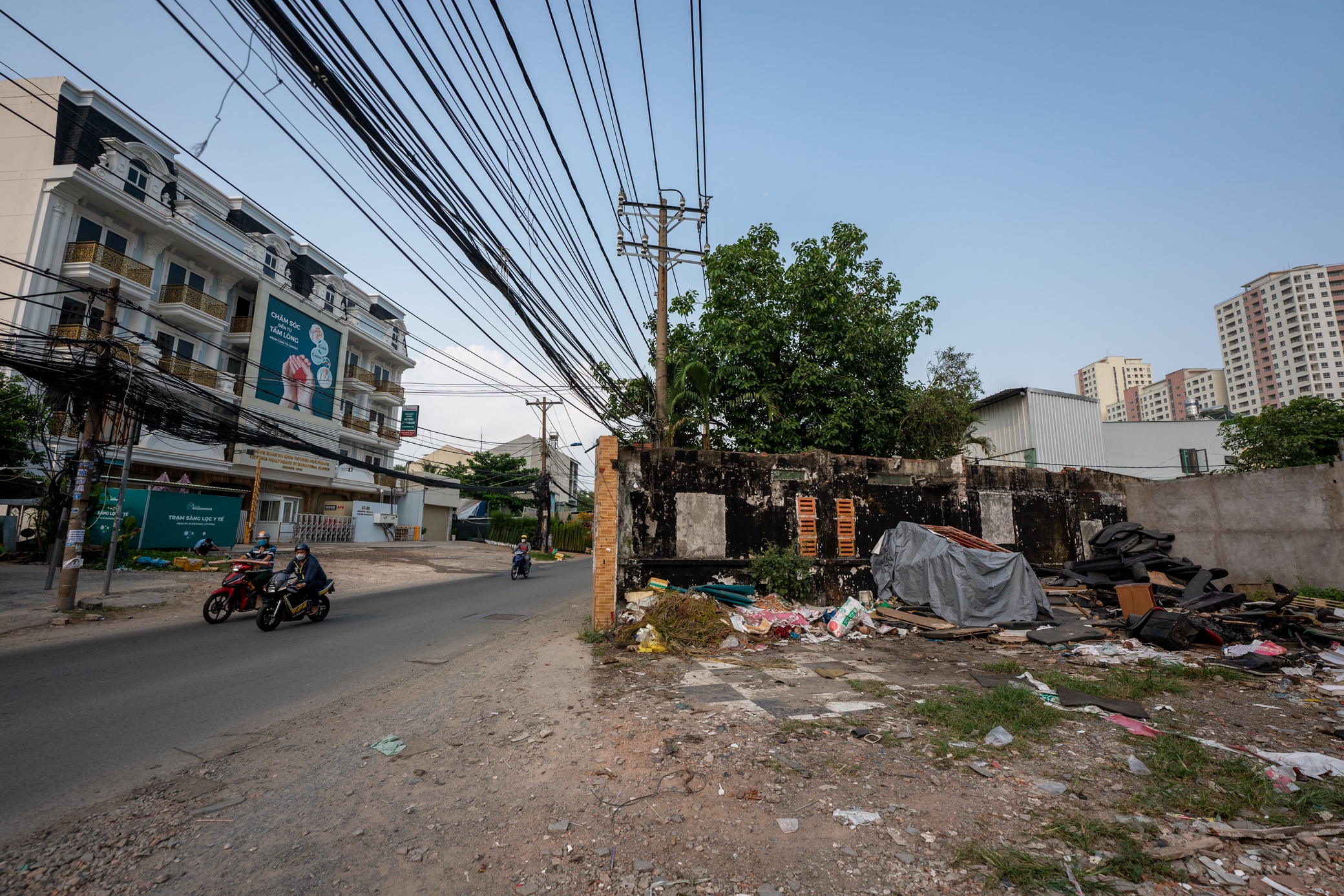 Duong Luong Dinh Cua chua thi cong anh 9