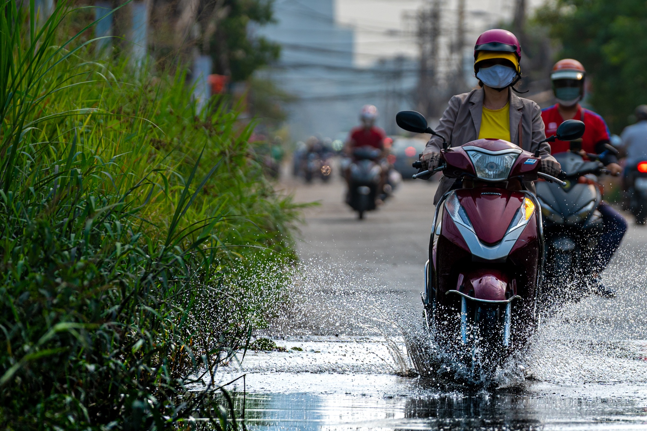 Duong Luong Dinh Cua chua thi cong anh 6