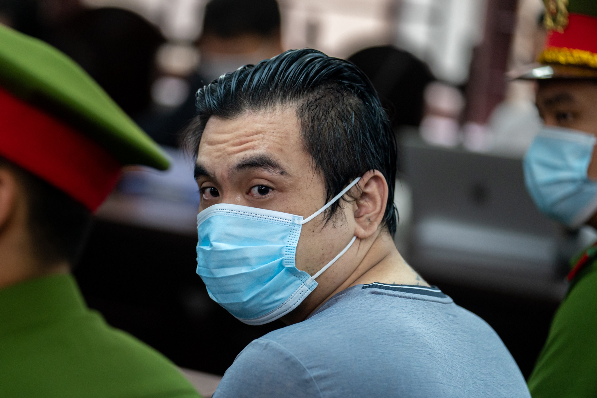 Tai xe xe Mercedes tong tiep vien hang khong anh 6