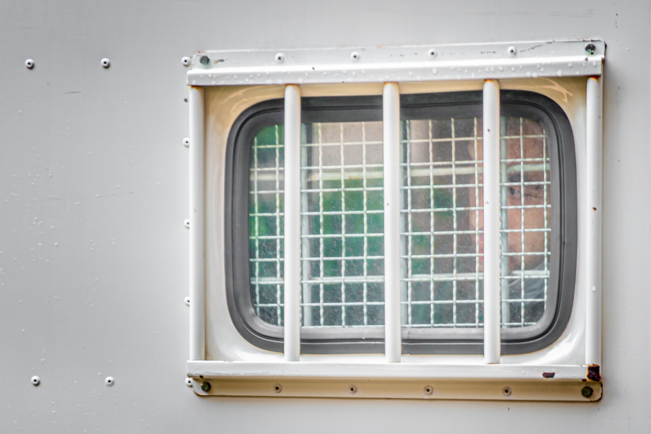 Tai xe Mercedes tong nu tiep vien hang anh 5