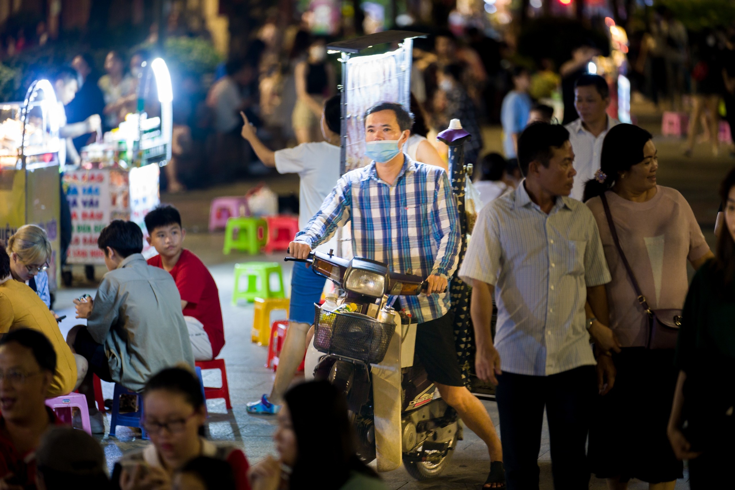 Pho di bo Nguyen Hue bat nhao anh 4