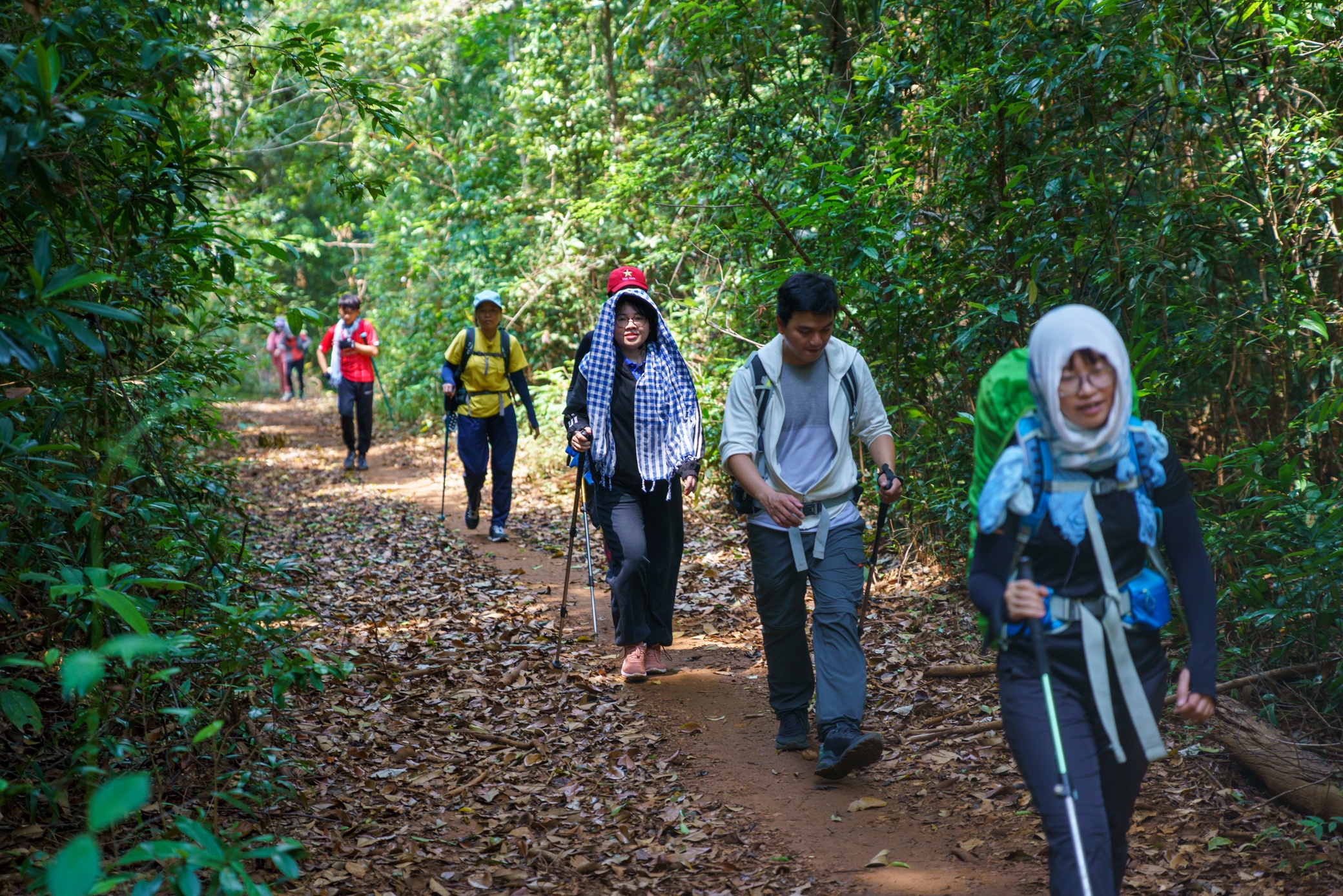 Thac K50 Hung Vi anh 16