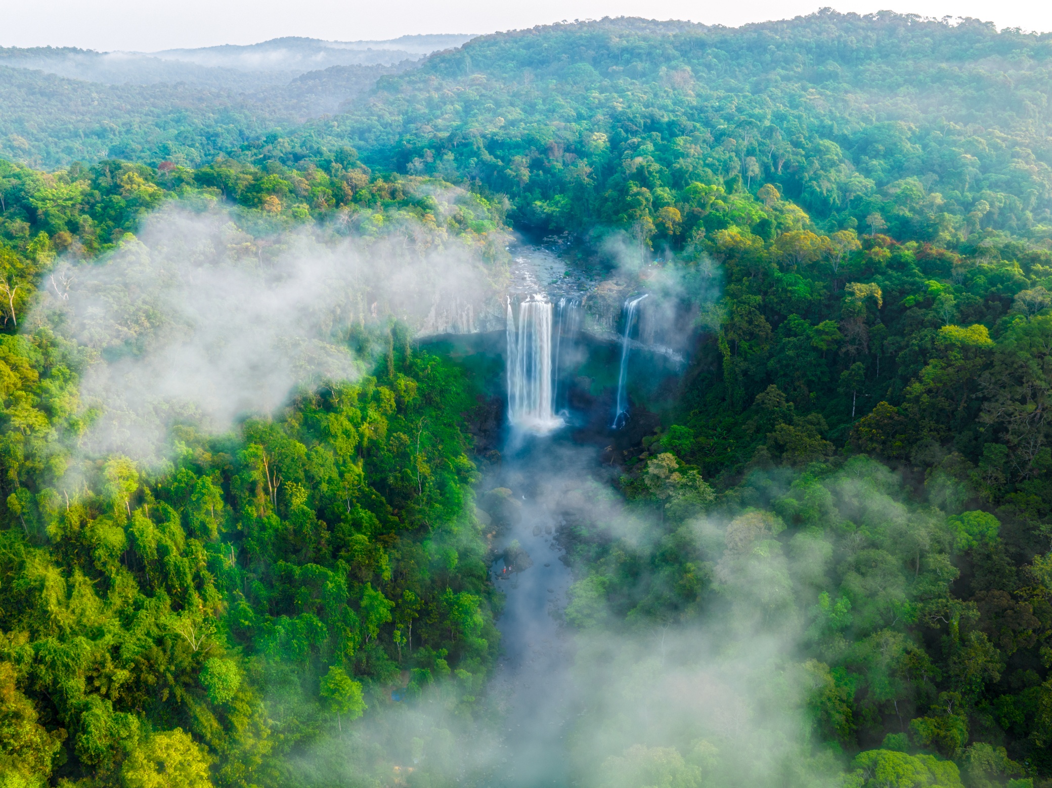 Thac K50 Hung Vi anh 8