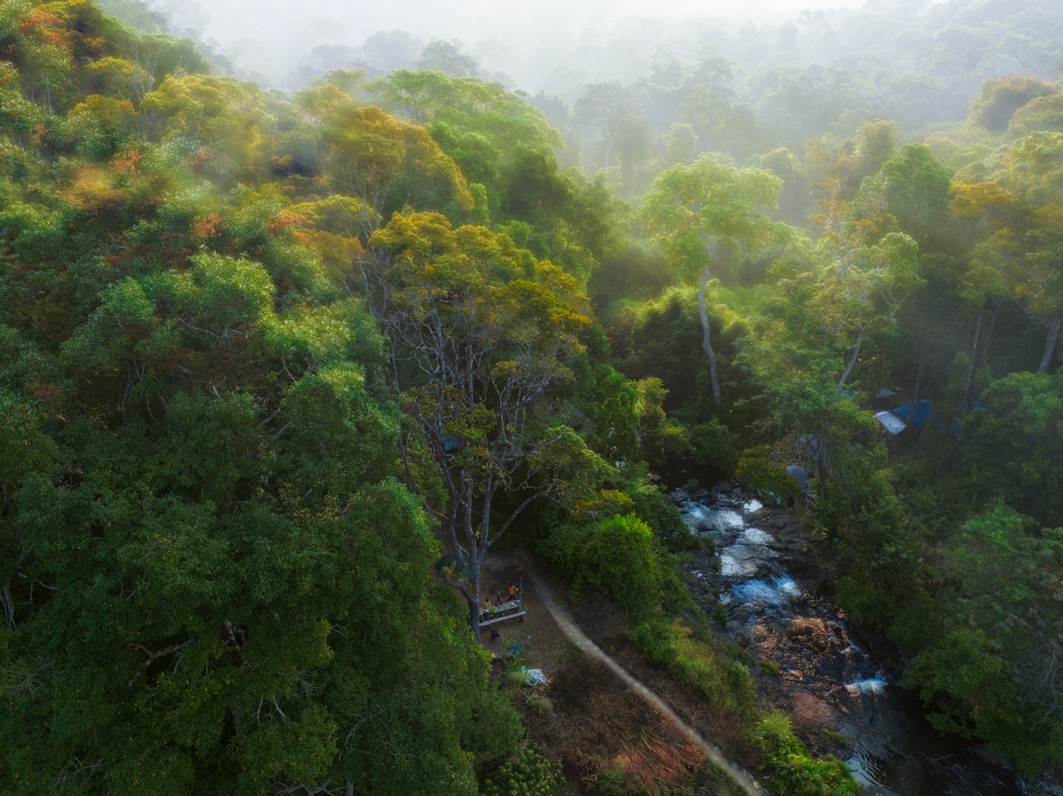 Thac K50 Hung Vi anh 22