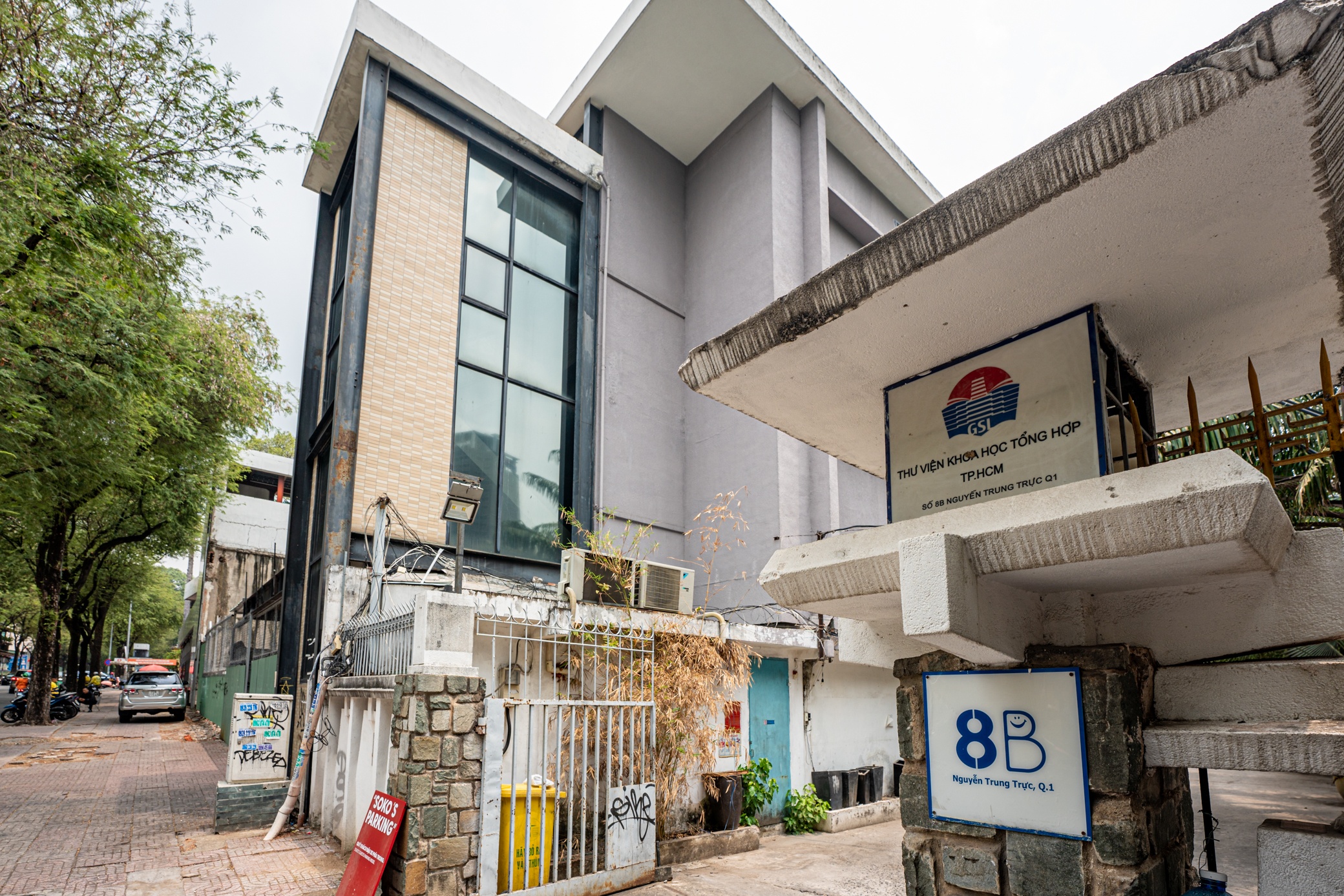 Xay nha ve sinh anh 8