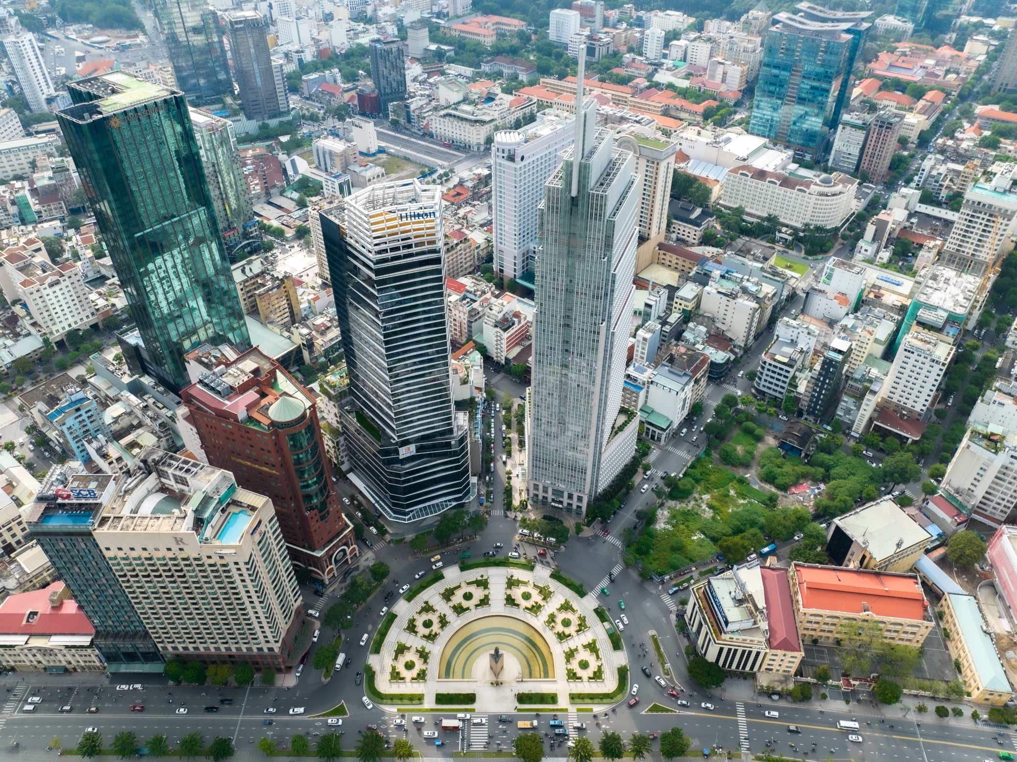 Xay nha ve sinh anh 1