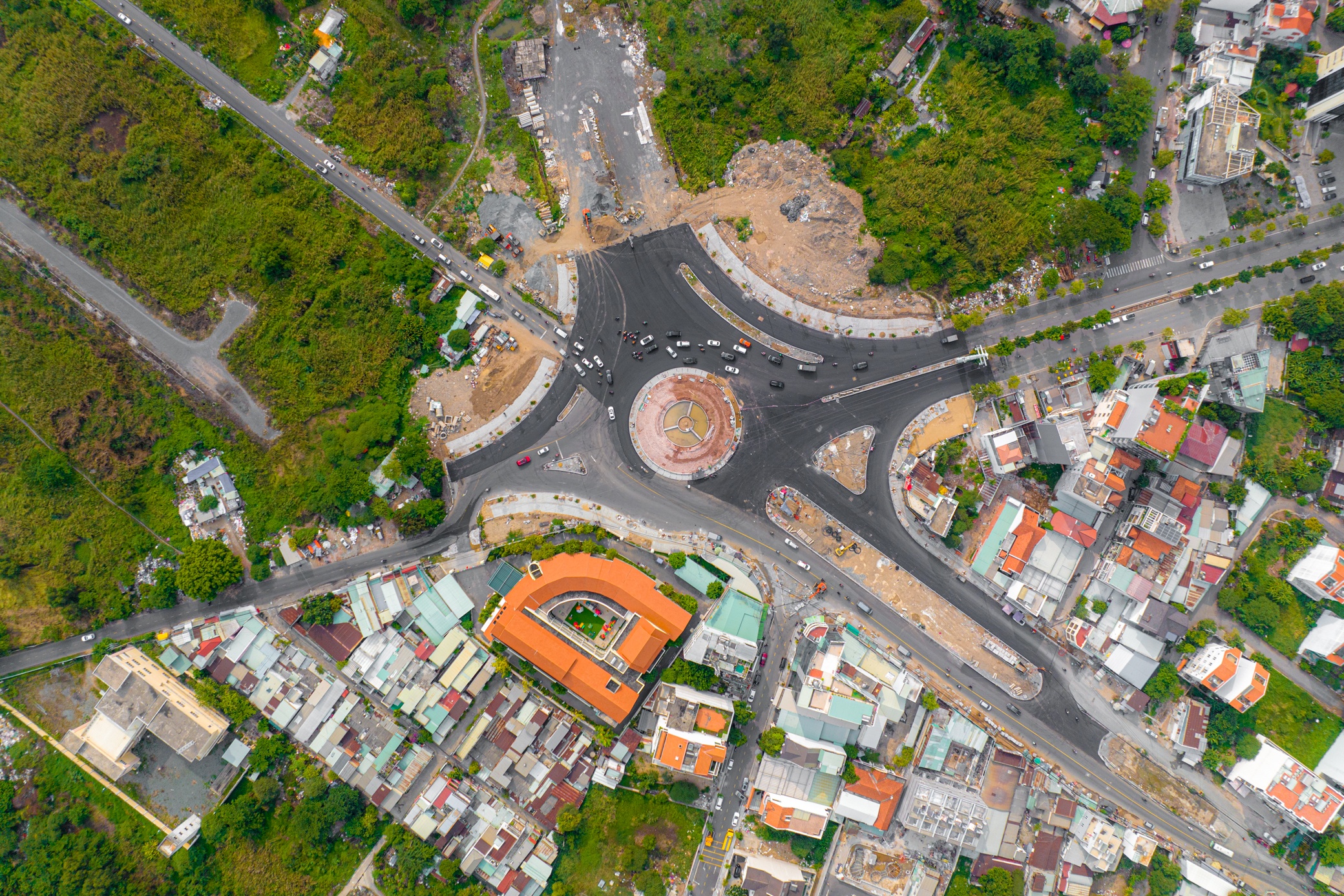 Nut giao Luong Dinh Cua anh 2