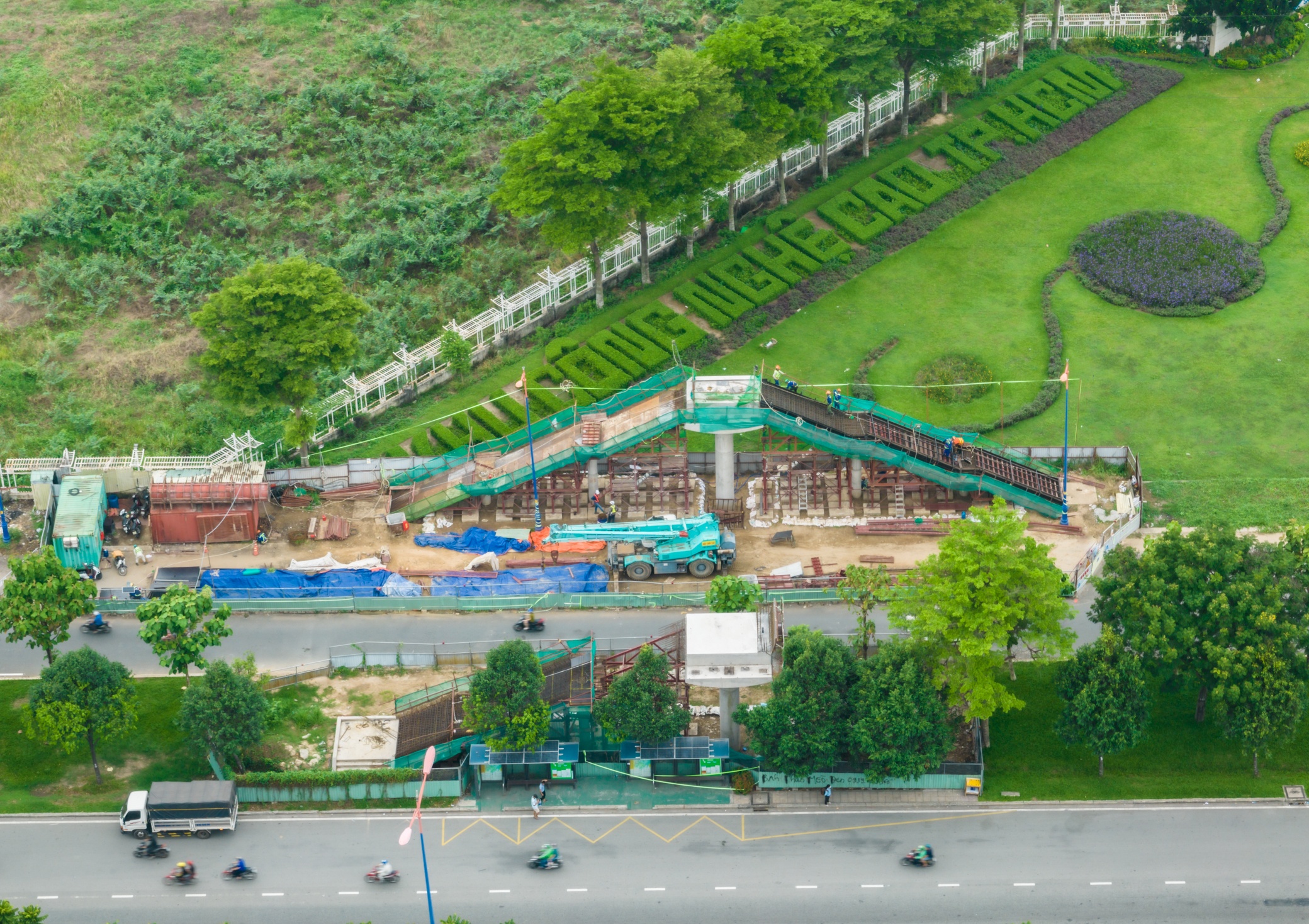 Cau vuot bo hanh TP.HCM anh 2