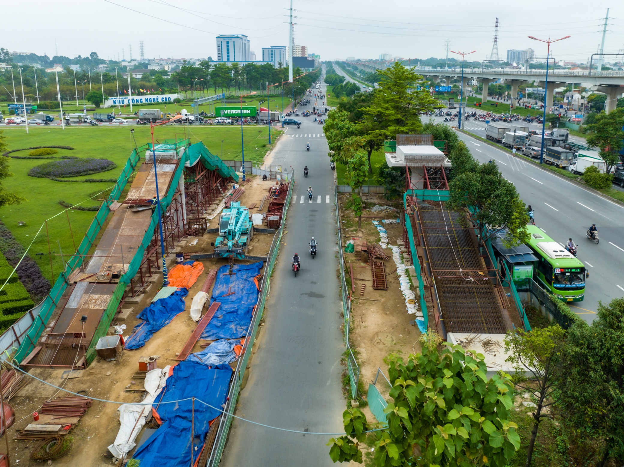 Cau vuot bo hanh TP.HCM anh 3