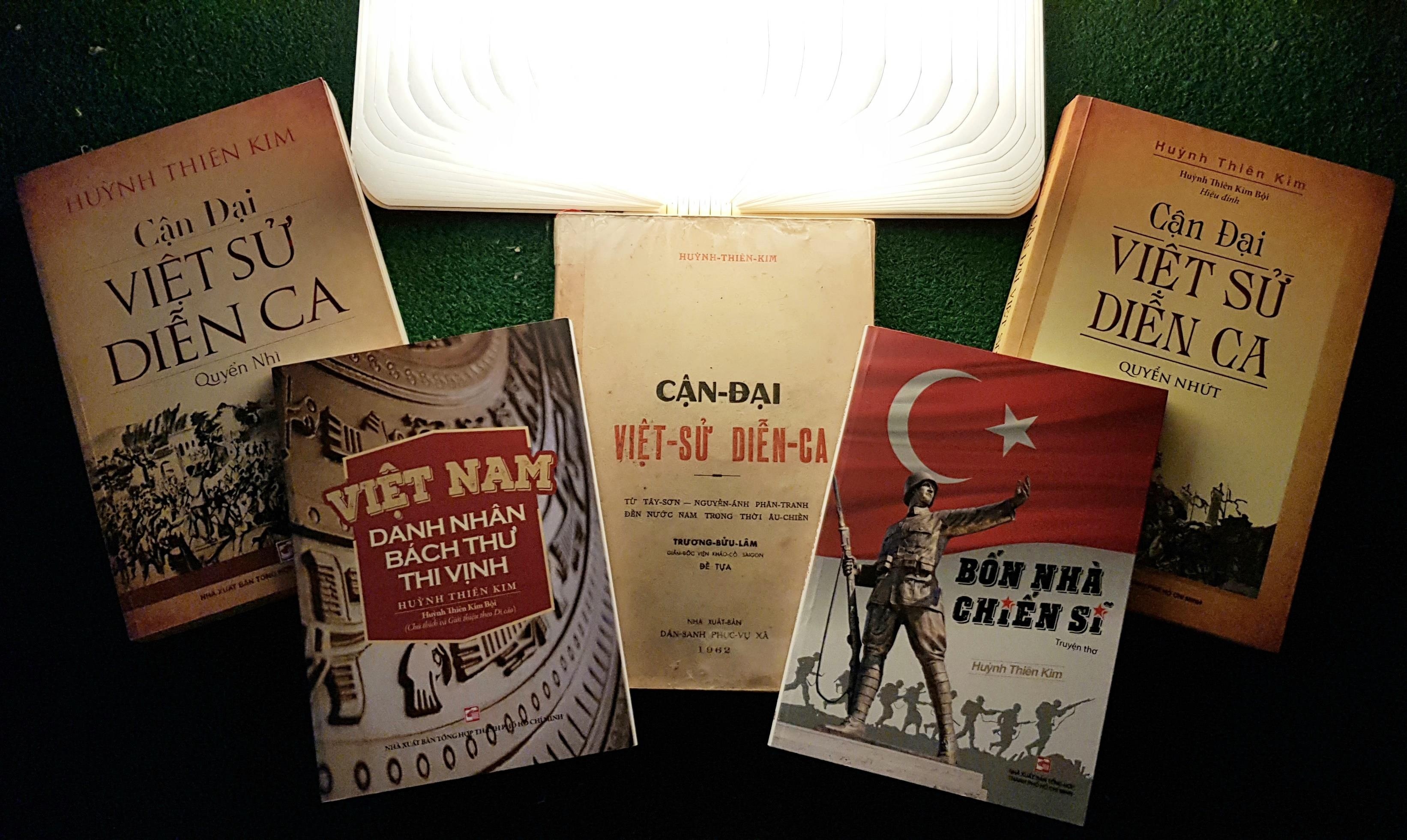 Nguoi viet su mem mai bang tho hinh anh