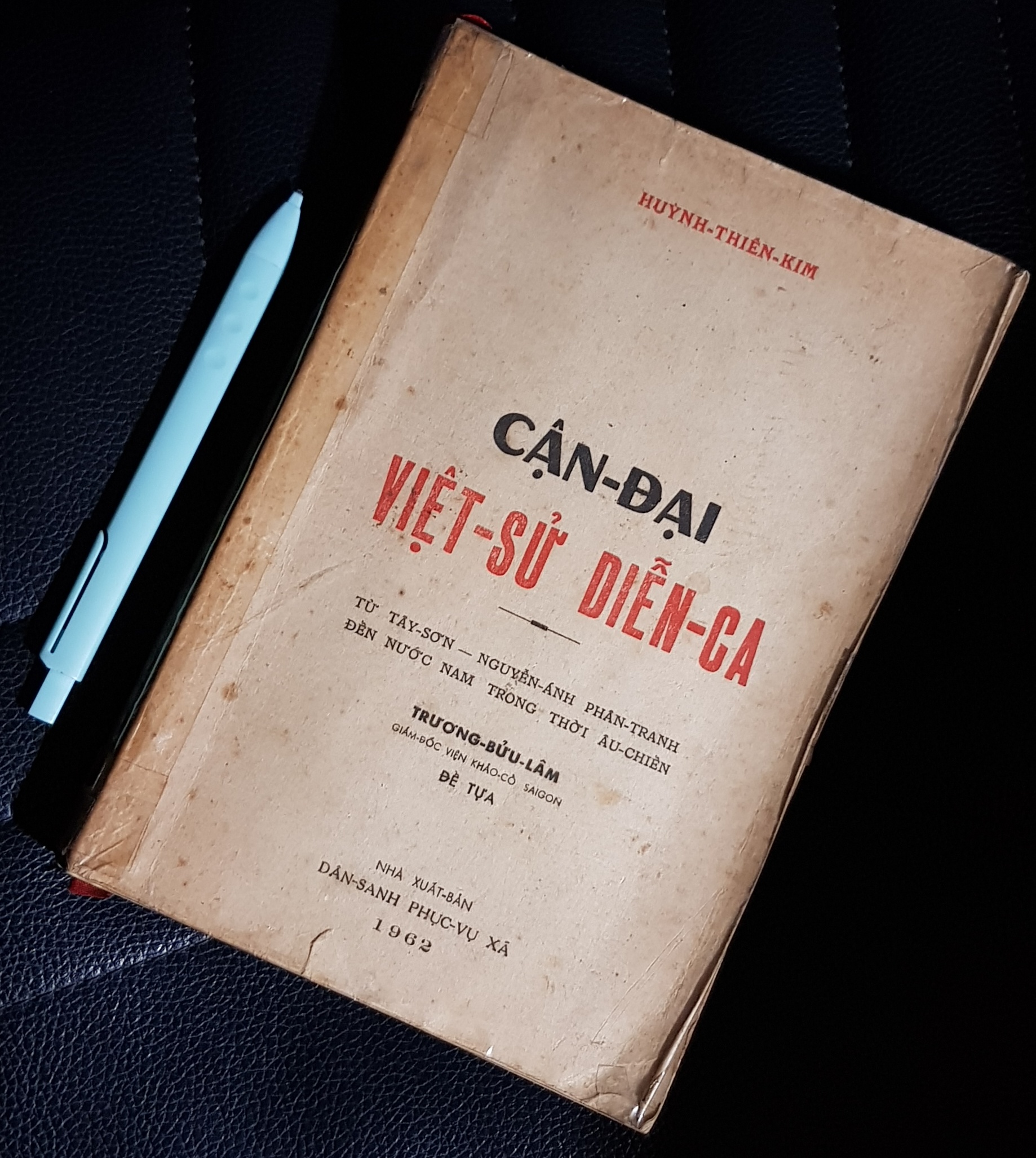 Huynh Thiem Kim viet su bang tho anh 3