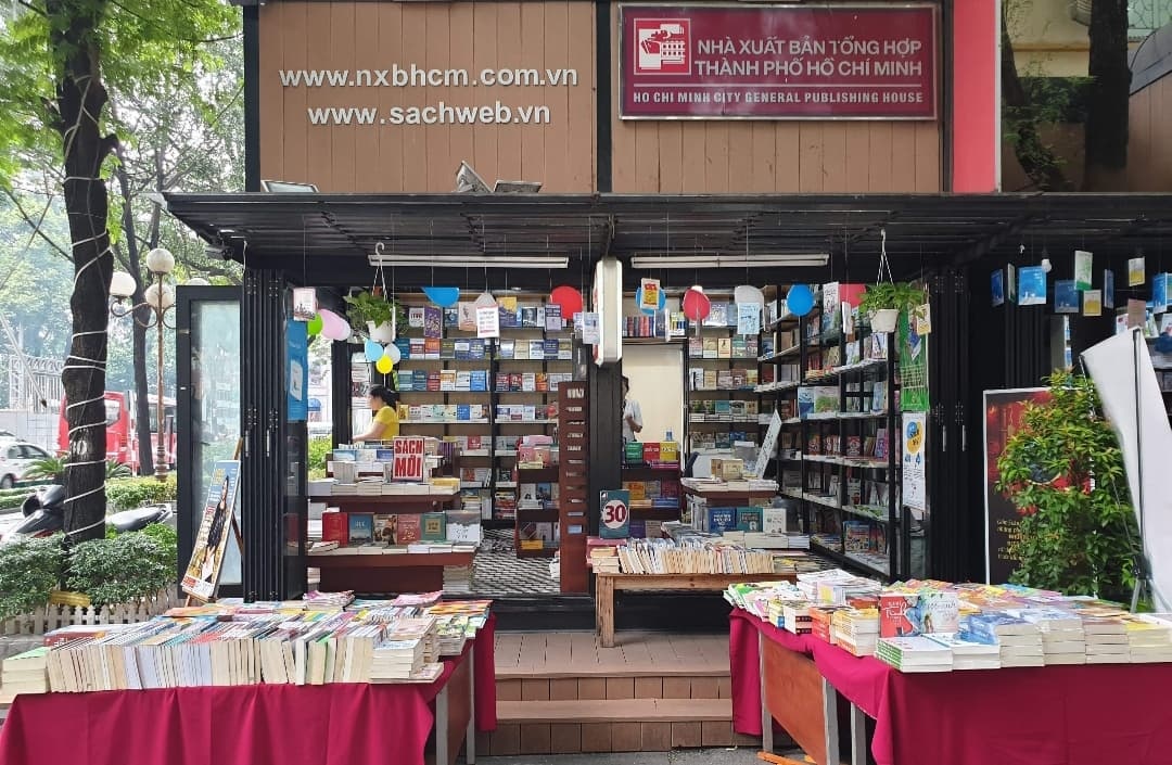 Đến với thần thoại Hy La và kinh nghiệm sống trẻ qua Tuần lễ Sách hay lần thứ 13 ảnh 1 Den voi than thoai Hy La va kinh nghiem song tre qua Tuan le Sach hay lan thu 13 anh 1