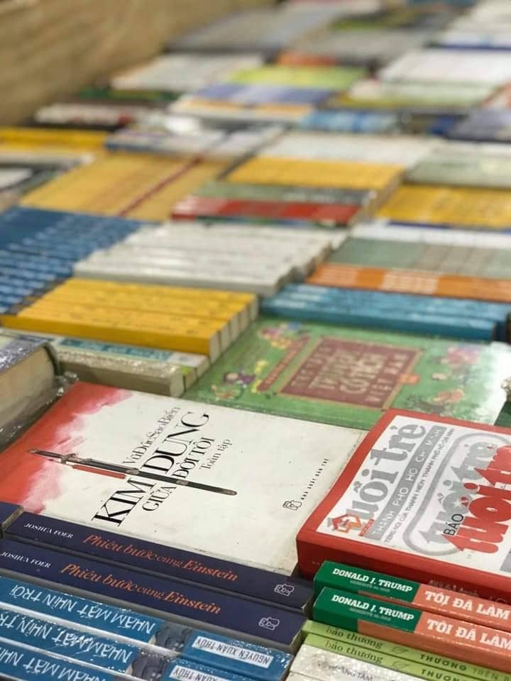 Hoi sach cu Nha xuat ban Tre anh 3