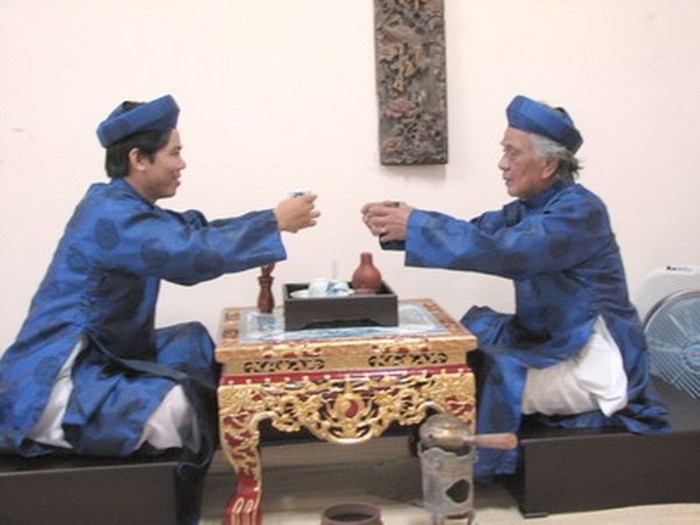 say ruou mat nuoc,  thu nhau anh 1