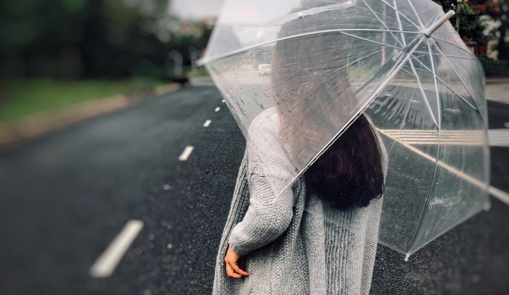 Yeu mot minh! hinh anh