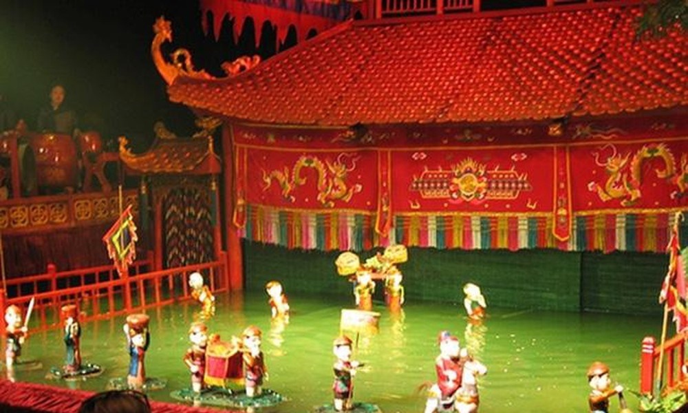 Ai noi 'Toi ra day co phai xung danh khong nhi?' trong mua roi nuoc? anh 7