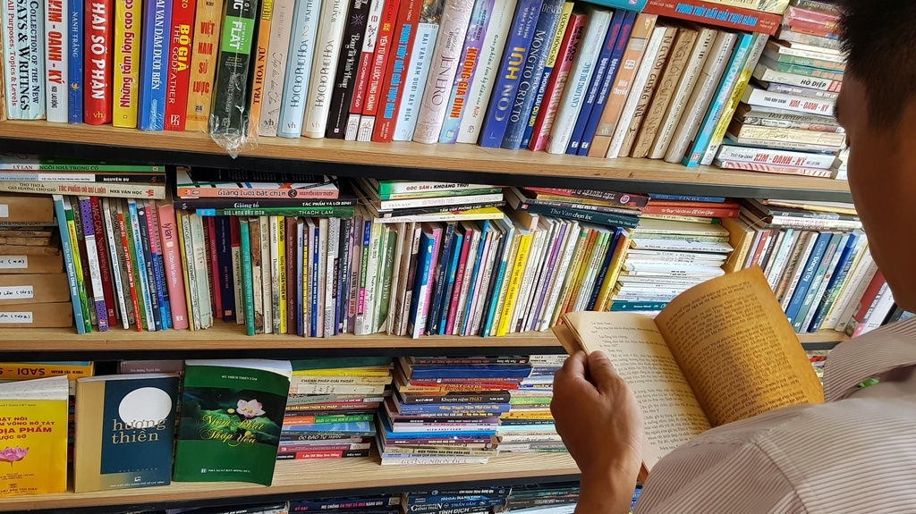 Pho co nho quan sach nam xua? hinh anh