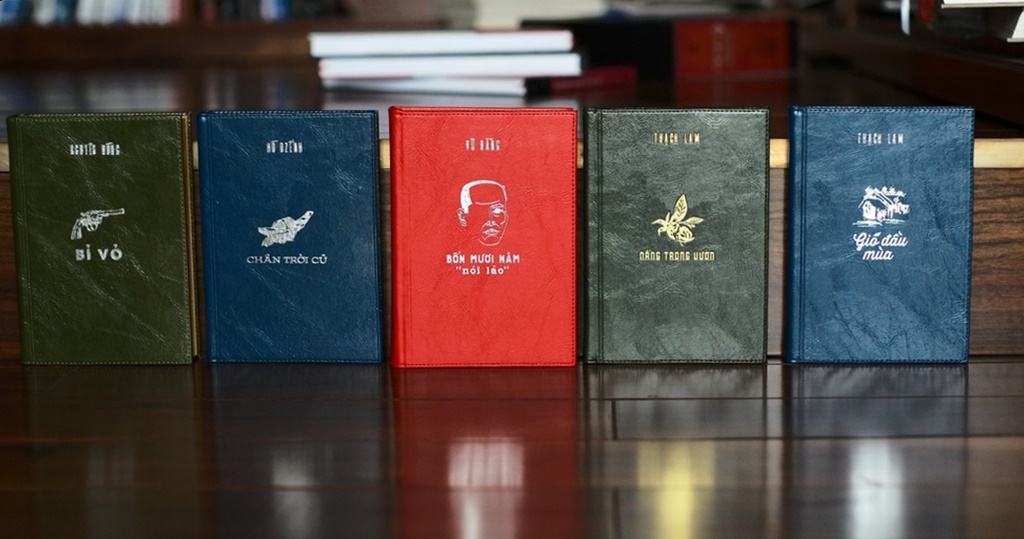 Thu choi sach ban dac biet xua,  va nay anh 3