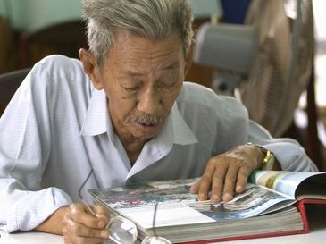 Nhung thoi quen binh di cua 'ong gia di bo' Son Nam hinh anh