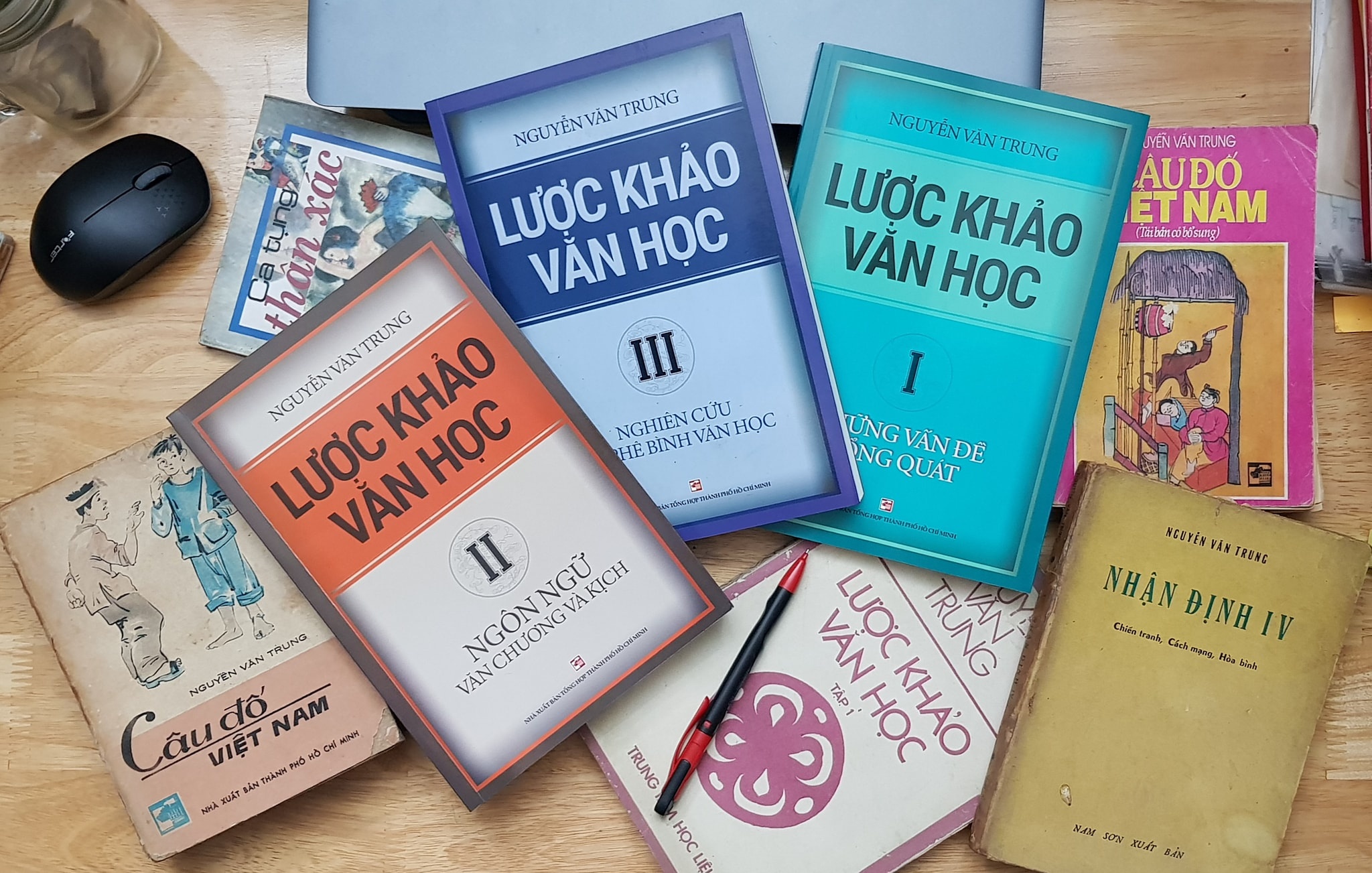 Tìm hiểu thú vị về những nghi án văn chương qua 'Lược khảo văn học' ảnh 2 Tim hieu thu vi ve nhung nghi an van chuong qua 'Luoc khao van hoc' anh 2