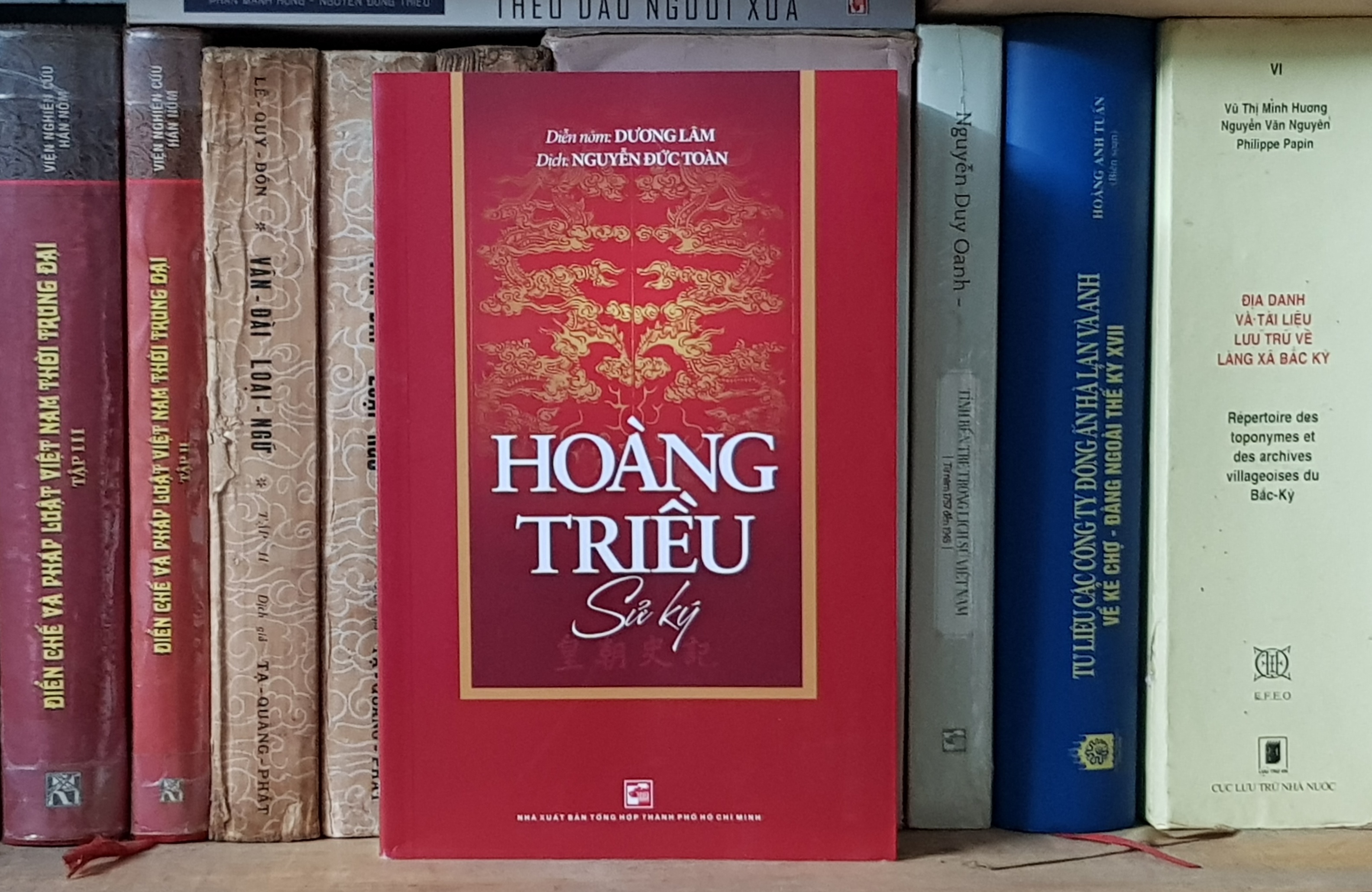 He lo loai thuoc dau doc Nguyen Kim qua 'Hoang trieu su ky' anh 1