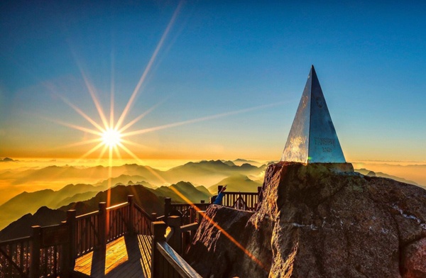 Ngan ngo giua dong Thien Duong anh 2