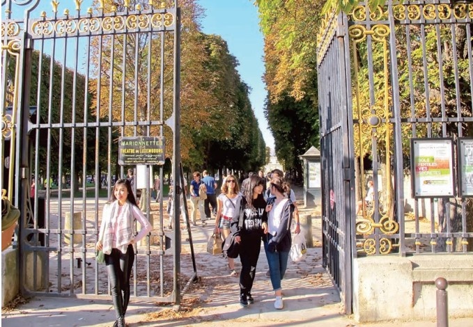 Lang dong tam hon khi vao vuon Luxembourg anh 2