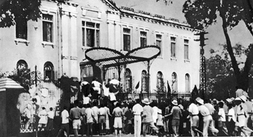 Ha Noi gianh chinh quyen anh 3