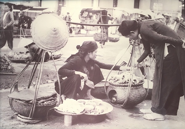 Quang ganh tren vai anh 1