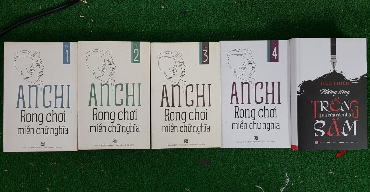 hoc gia An Chi anh 3