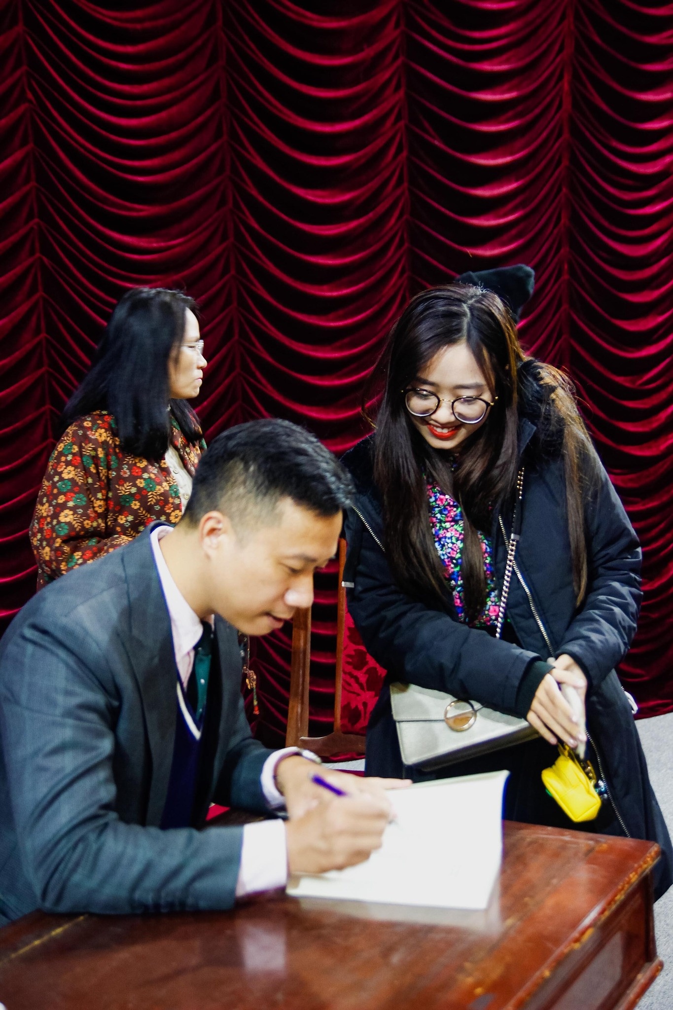 khao cuu van hoa anh 2