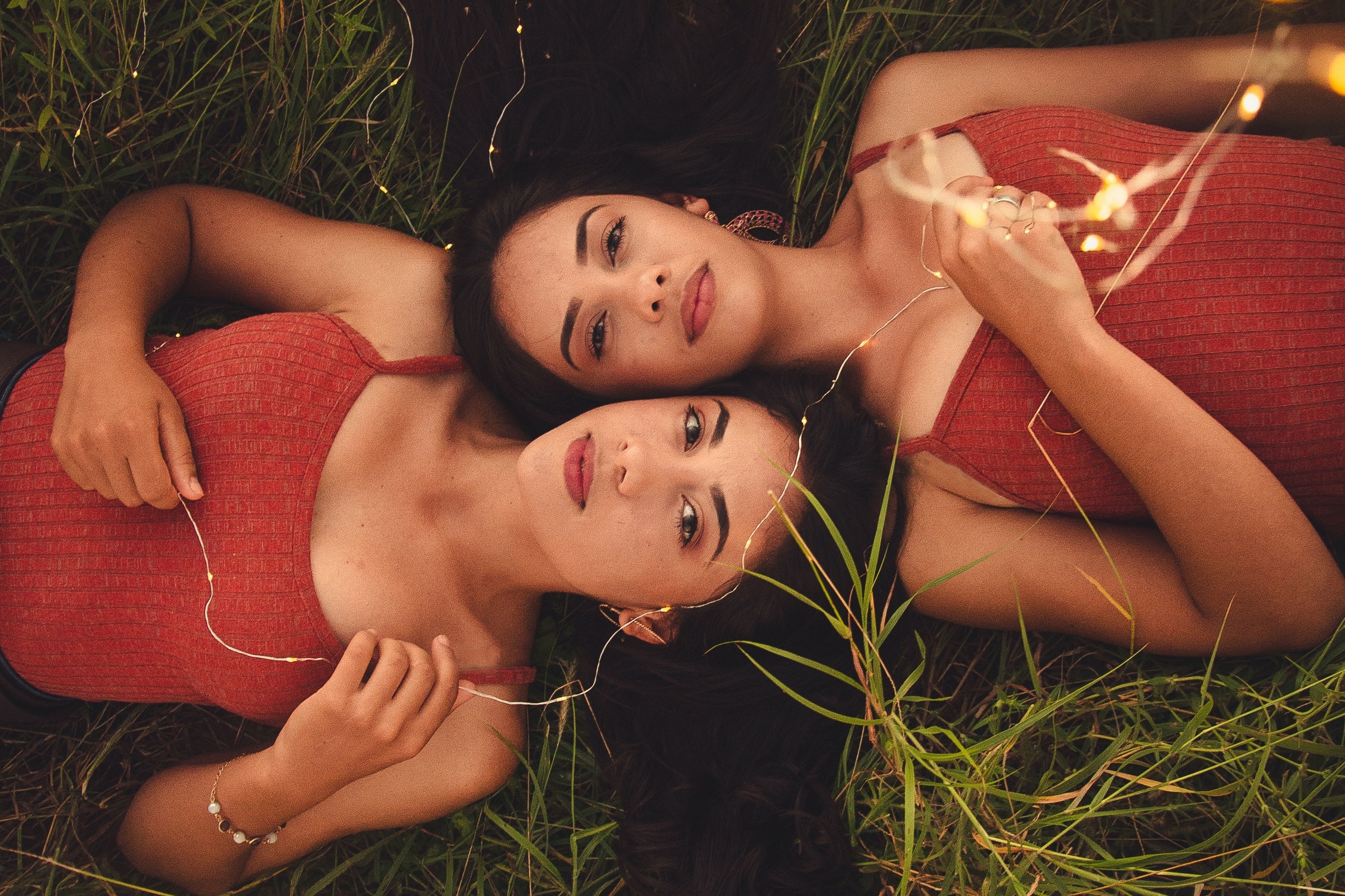 Dau hieu cua tinh ban doc hai hinh anh