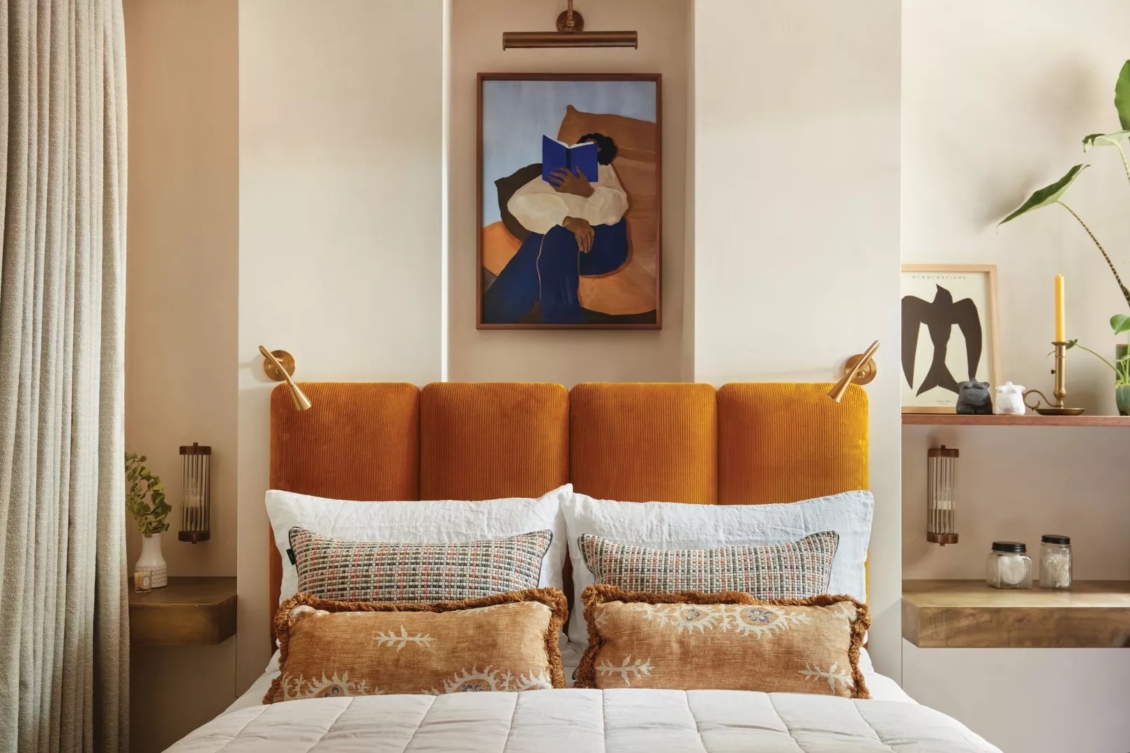 Xep goi sang trong nhu trong khach san hinh anh