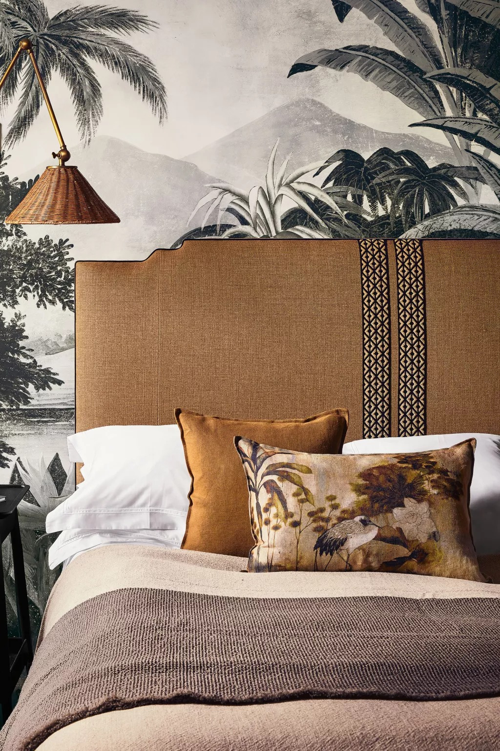 ga trai giuong anh 18