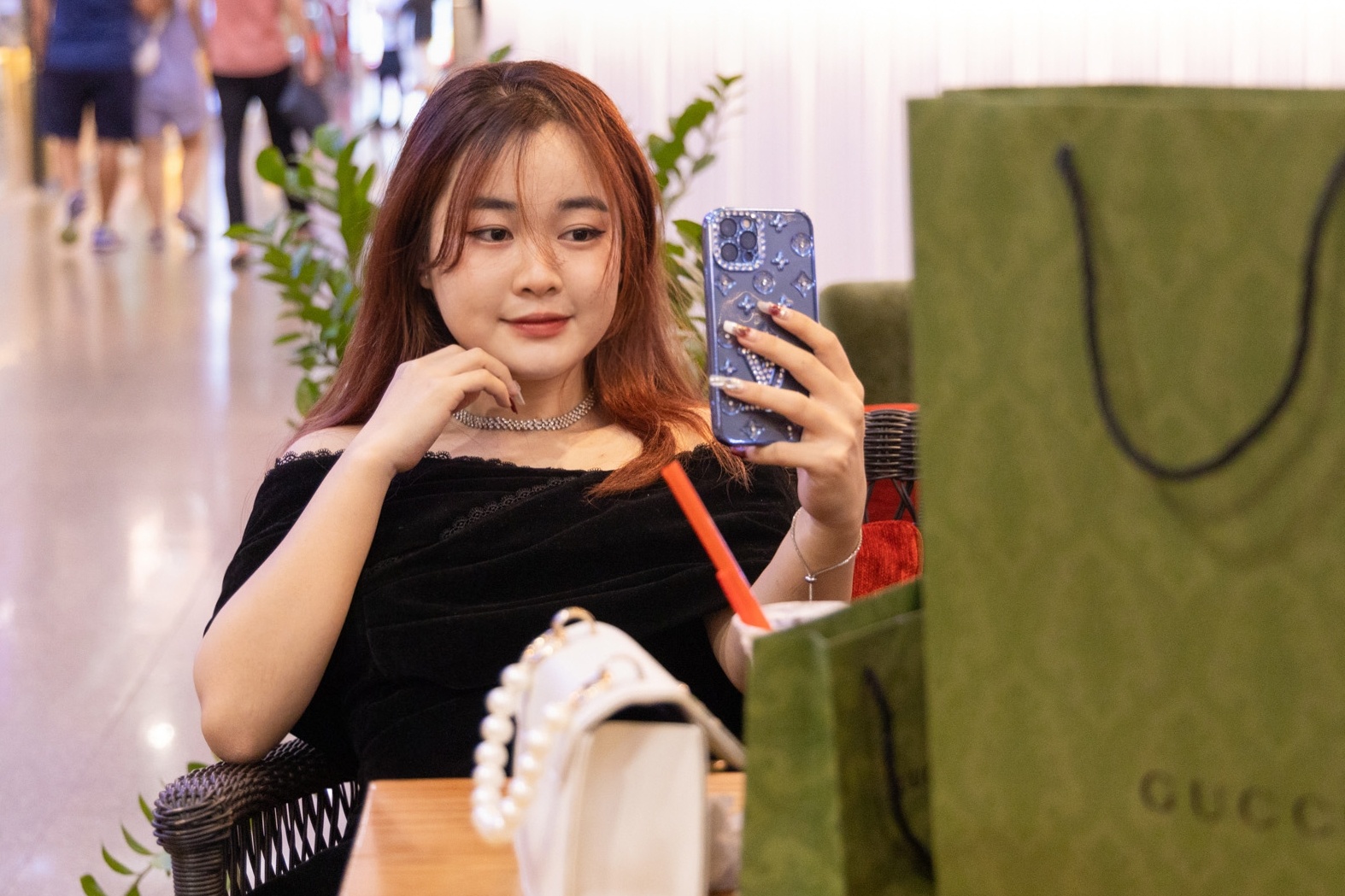 Danh ngan sach bao nhieu cho my pham, spa hang thang hinh anh