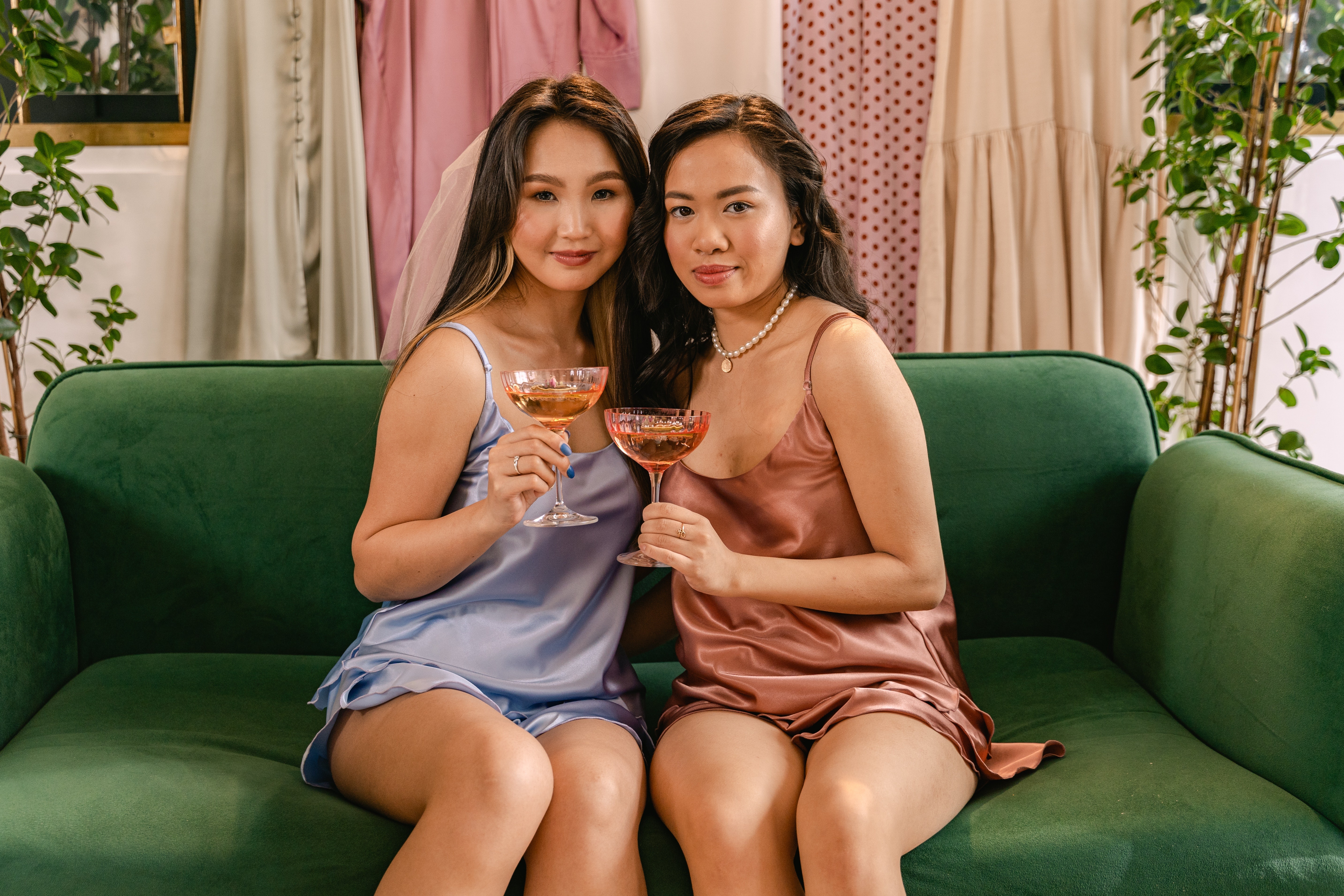 Vuot qua con bat on bi ban be ngo lo hinh anh