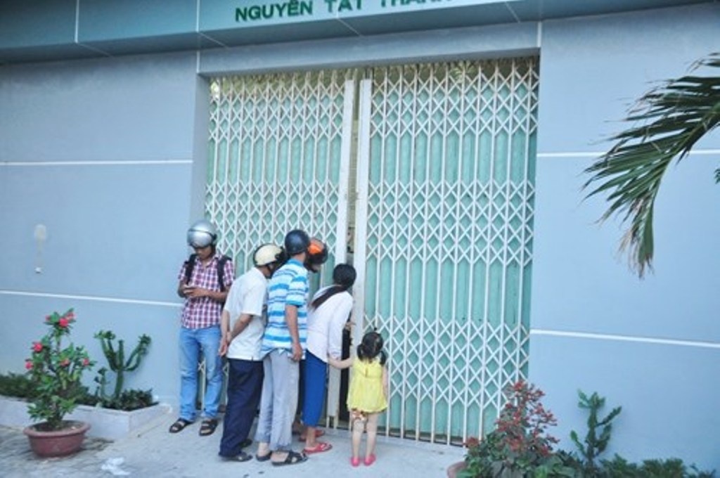 Dam chet nguoi tinh roi tu tu giua khuya hinh anh