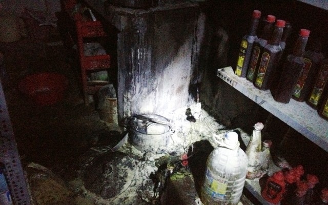 Chay o tang 1 chung cu 7 tang, nguoi dan hoang loan hinh anh