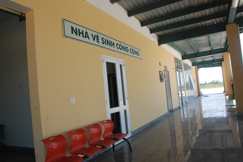 Trước bức xúc của doanh nghiệp, Sở GT&VT Đà Nẵng đã tổ chức 1 hội nghị gặp mặt tất cả các doanh nghiệp vận tải đang làm ăn tại Đà Nẵng để giới thiệu xúc tiến cho bến xe Đức Long. Nhưng kết quả, các đơn vị đều không đồng ý đi vào bến xe này. Kể cả chính quyền có vận động trực tiếp, họ vẫn lắc đầu.