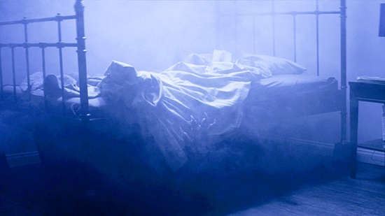 Tron xuong gam giuong van khong thoat toi hiep dam hinh anh