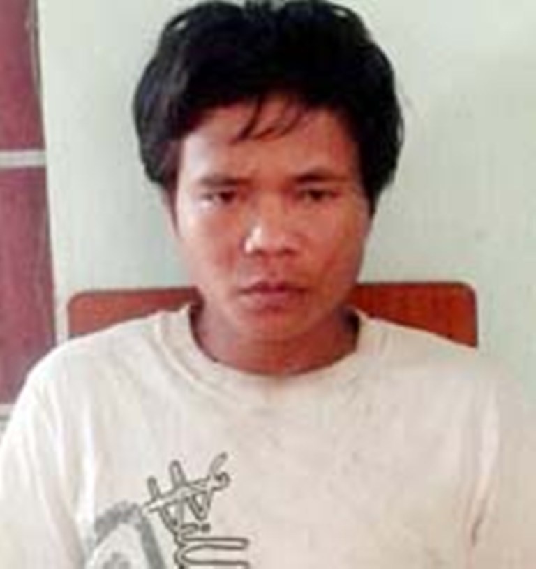 Danh chet cha ruot trong cuoc nhau hinh anh
