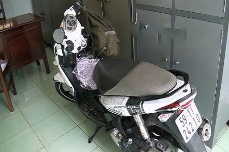 Chiếc xe làm phương tiện đi cướp là do Chung trộm được