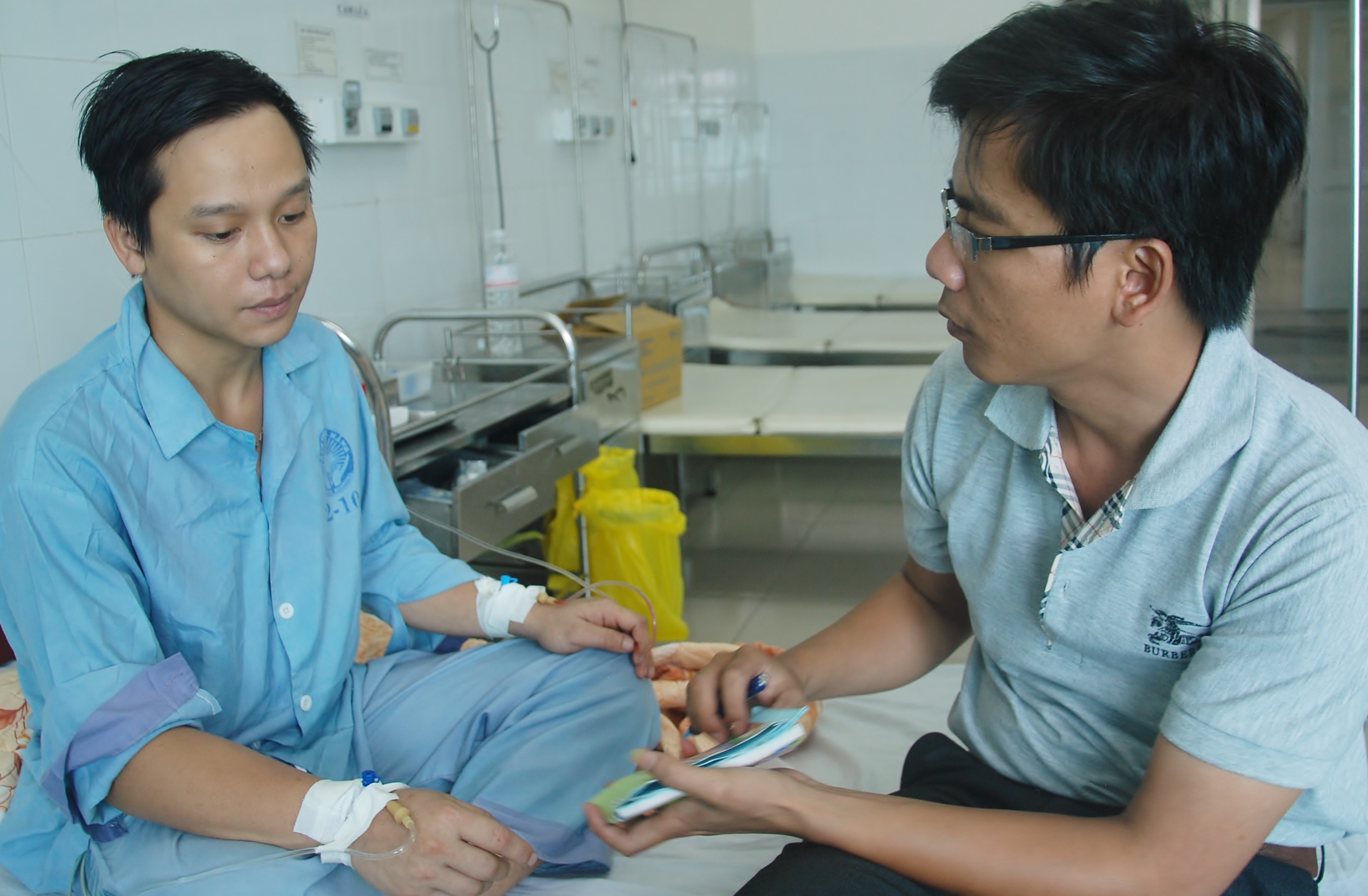 Bệnh nhân Chung kể lại 24h bị cách ly vì nghi nhiễm Ebola.