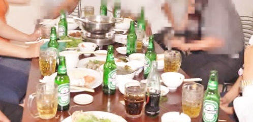 Sau khi nhậu, các cô gái sẽ dẫn khách đến các nhà nghỉ để