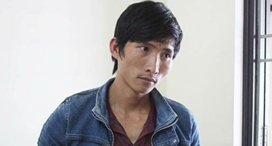 Chân dung Lê Đức Đệ (SN 1989, trú phường Mai Hùng, TX. Hoàng Mai, Nghệ An), kẻ đã giấu mìn trong chiếc loa rồi gửi lên xe giường nằm gây ra vụ nổ kinh hoàng. Đệ đã bị công an địa phương khởi tố, bắt tạm giam về tội ‘Giết người’. Rồi đây đối tượng sẽ bị pháp luật xử lý, nhưng nỗi đau và sự dày vò đối với lơ xe Thái Viết Hảo là không gì bù đắp nổi.