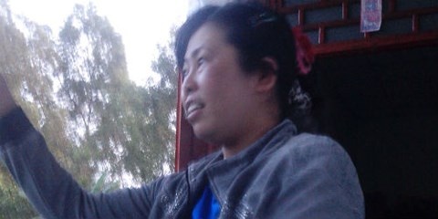 Chị Hải kể lại sự việc của con gái.