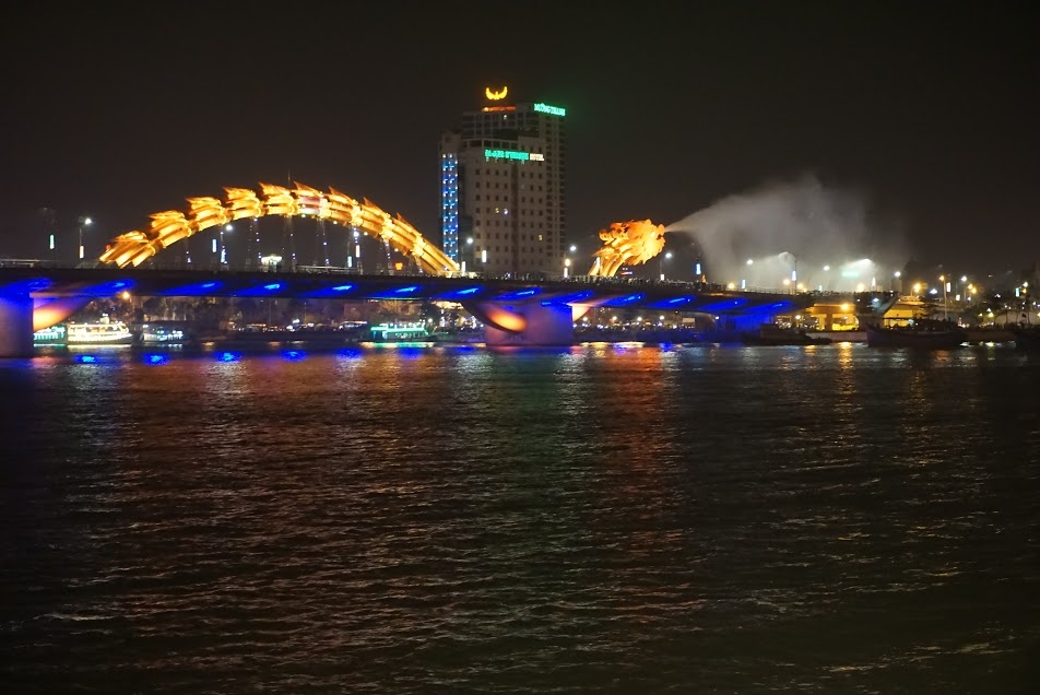 Cầu Rồng, một trong những công trình mang đậm dấu ấn ông Nguyễn Bá Thanh.