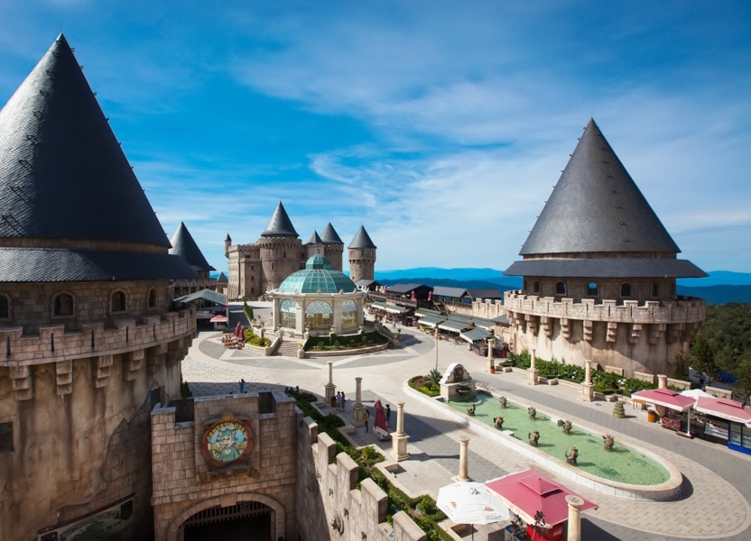 Được xây dựng trên diện tích 6ha với tổng vốn đầu tư khoảng <abbr class=